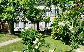 La Meffrais 1741 Manoir D'Hotes Aux Portes De Dinan
